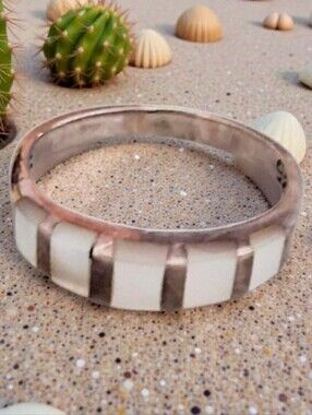 VINTAGE MOTHER OF PEARL INLAY RING 925 SS SIZE 9